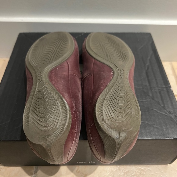 Ecco Bordeaux(burgundy colour) Flats Size 5.5 - Picture 7 of 11